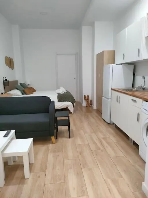 Estudio Centrico Arq マラガ 0*,